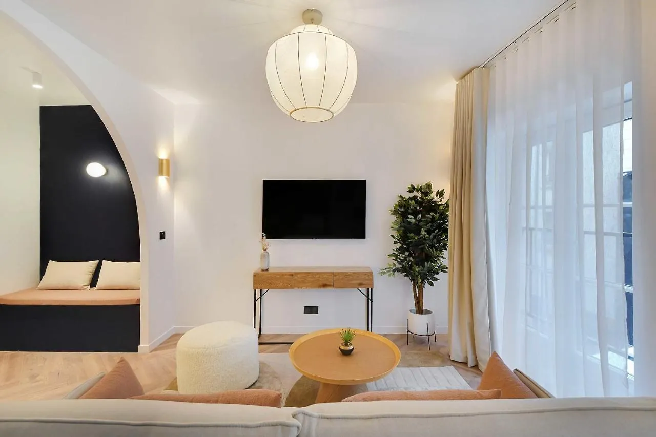 Charming Apartment Near Maraissentier París